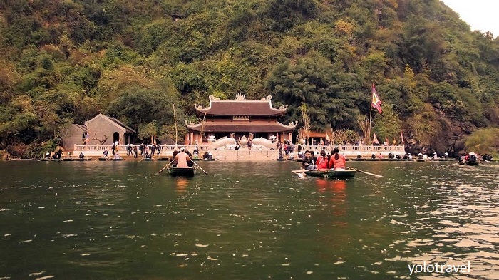 Chùa Hương Tích 2
