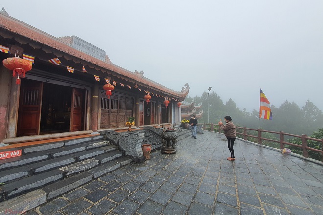 Chùa Hương Tích 5